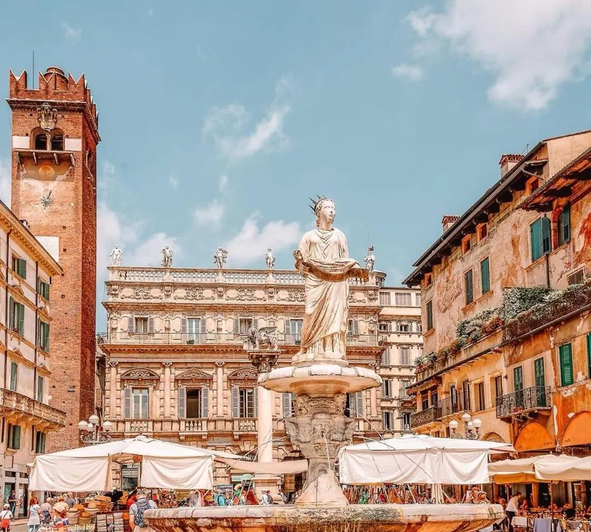 Residenza Napoleone Hotel Verona Guest house